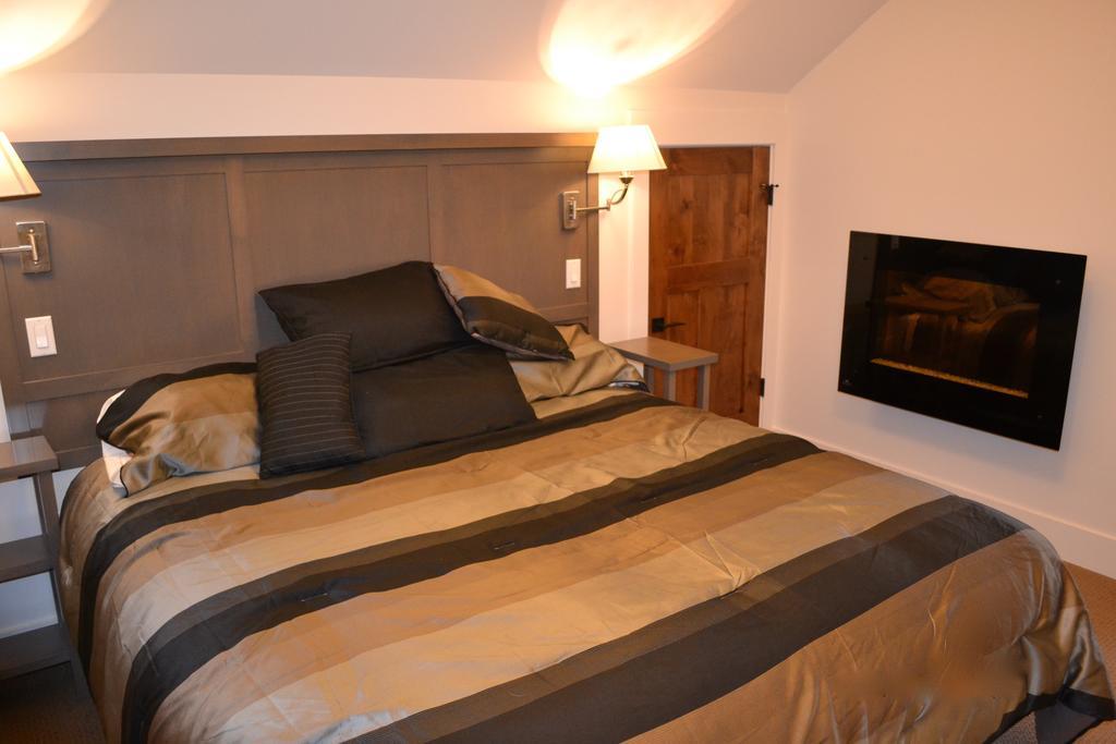 Radium Elk Park B & B 래디움핫스프링스 객실 사진